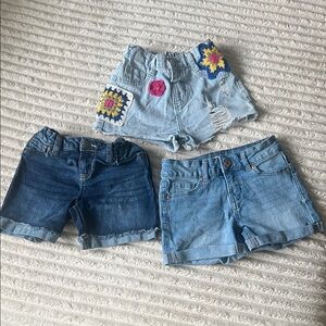 Cat & Jack Kids Denim Shorts Trio - Dark Blue, Light Blue, Embroidered